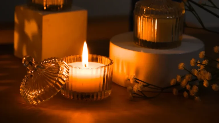 The Magic of Marble Aromatherapy Candle Holders in Home Makeovers